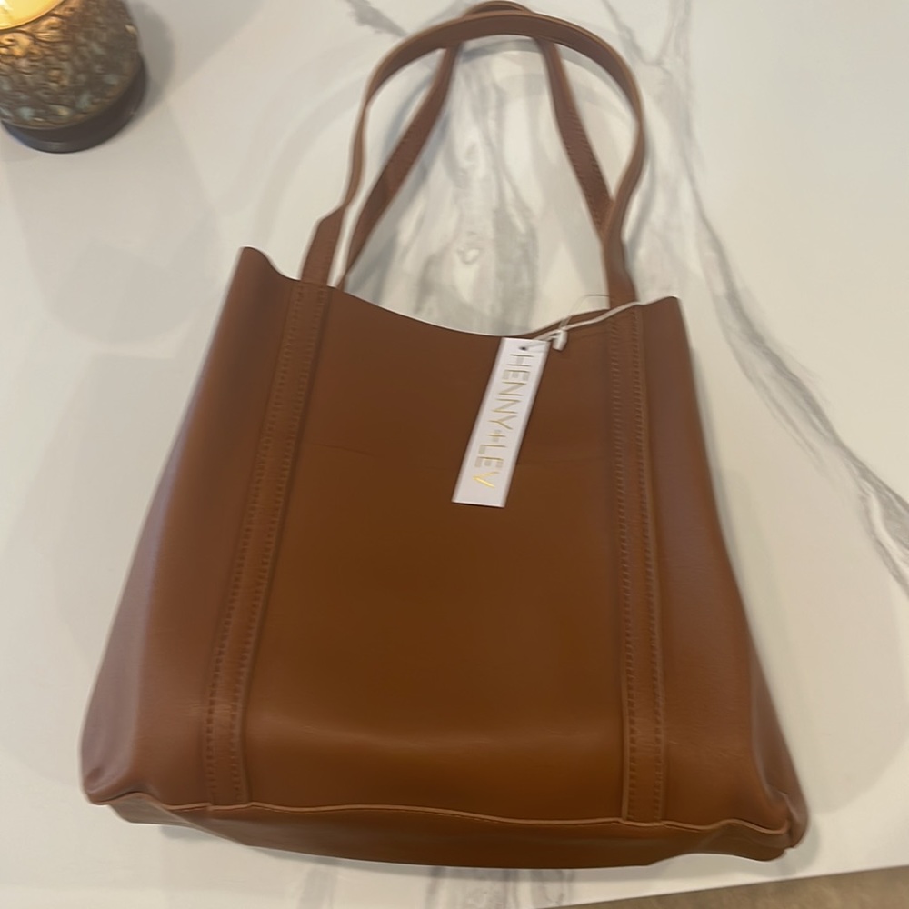 Henny & Lev Vegan Faux Leather Tan Tote Bag Purse NWT - Stylish and Sustainable - Picture 4 of 5